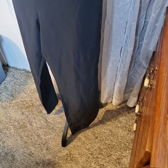 Black dress pants trousers back zippper with wide bottoms size 6 - Picture 2 of 5